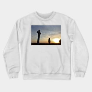 Kansas Sunset with a colorful sky and cross silhouette. Crewneck Sweatshirt